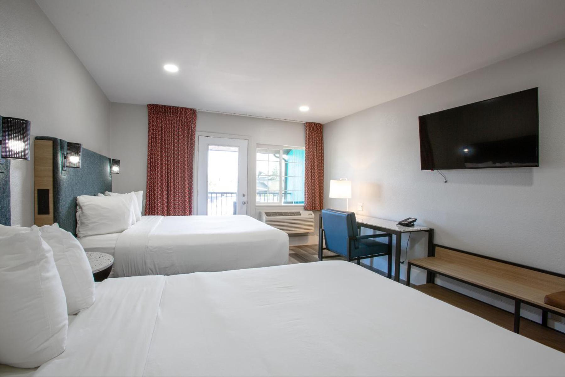 Hotel Elev8 Flagstaff I-40 Exit 198 Butler Ave Exterior photo