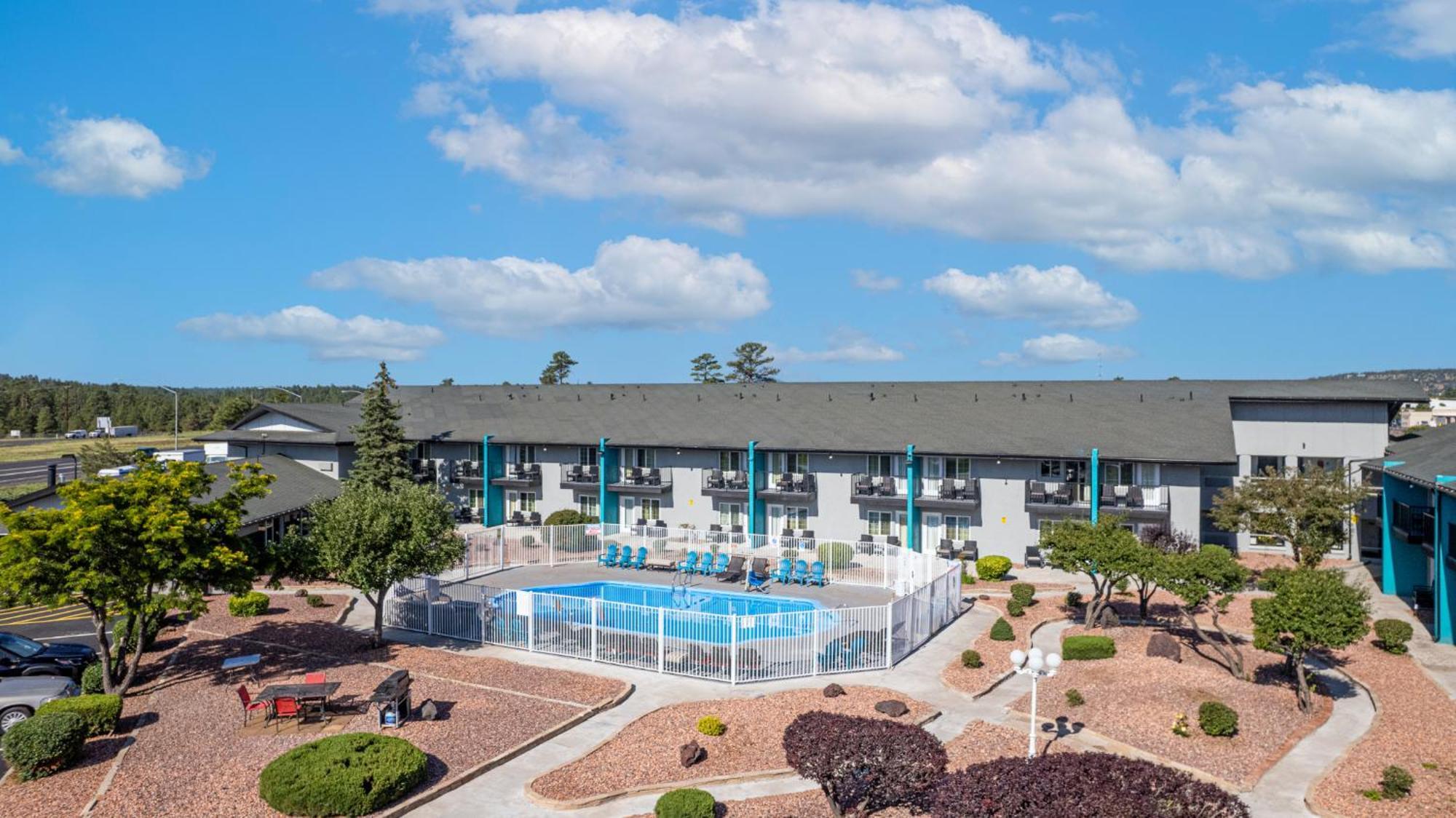 Hotel Elev8 Flagstaff I-40 Exit 198 Butler Ave Exterior photo